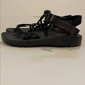 Chaco Z/Cloud Black Adjustable Sandals